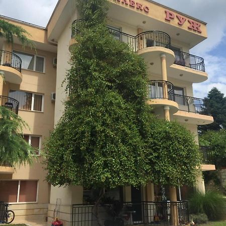 Complex Ruzh Apartments غولدن ساندز المظهر الخارجي الصورة