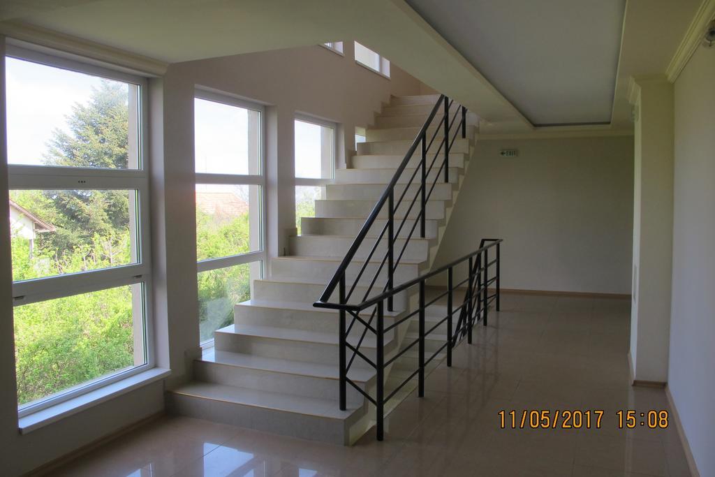 Complex Ruzh Apartments غولدن ساندز المظهر الخارجي الصورة