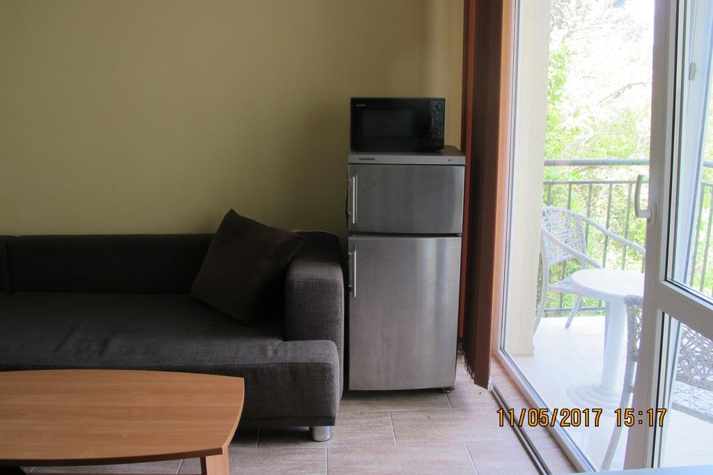 Complex Ruzh Apartments غولدن ساندز المظهر الخارجي الصورة
